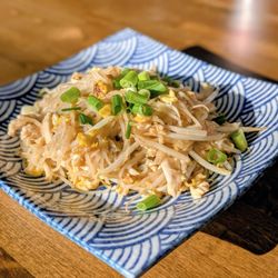 Sen Noodles - Pad Thai w Chicken