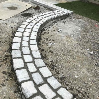 Arben's Masonry - Belgium Block Border for Driveways - Masonry/Concrete Near Me