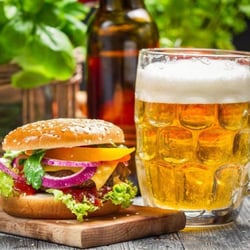 Yacht Basin Bar & Restaurant - Warm up at Yacht Basin Bar & Restaurant with a nice beer and burger! Dining with a lake view in Helena, Montana!...