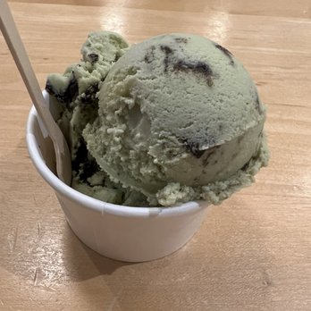 Via Gelato - Matcha Oreo vegan - Ice Cream & Frozen Yogurt Near Me - Honolulu, Hawaii Via Gelato - Matcha Oreo vegan - Ice Cream & Frozen Yogurt Near Me - Honolulu, Hawaii