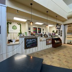 Essential Kitchen - Interior Counter