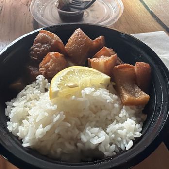 Cocina Filipina - Lechon - Desserts Near Me - Wauwatosa, Wisconsin Cocina Filipina - Lechon - Desserts Near Me - Wauwatosa, Wisconsin