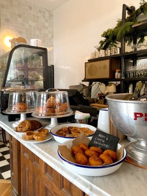 Manita Ossington by null