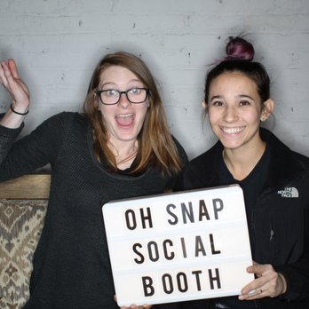 Oh Snap Social Booth - Photo Booth Rentals Near Me
