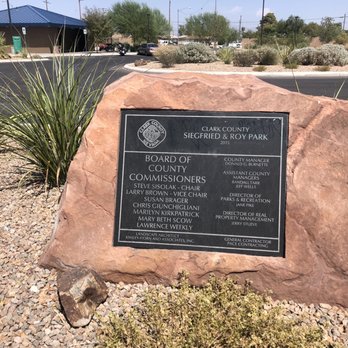 Siegfried & Roy Park - Parks Near Me - Las Vegas, Nevada