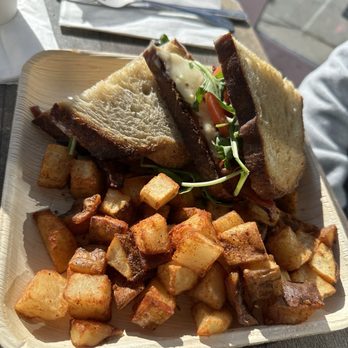 Cafe Wild - Breakfast & Brunch Near Me - Manhattan Beach, California