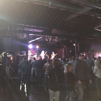 AMOS’ SOUTHEND - Updated April 2025 - 64 Photos & 68 Reviews - 1423 S