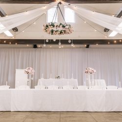 It's So Pretty Linens and Decor - Bridal party & sweethearts table