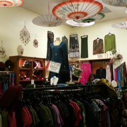 Savona's Bitchin' Bohemian Boutique - Awesome Exotic Invigorating.......BITCHING!!!