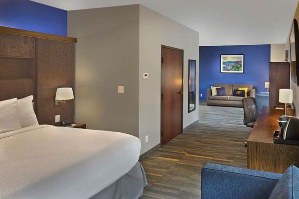 Scholar Morgantown, Tapestry Collection by Hilton by null