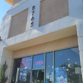T & 5 Bakery Cafe - Bakeries Near Me - Sacramento, California T & 5 Bakery Cafe - Bakeries Near Me - Sacramento, California
