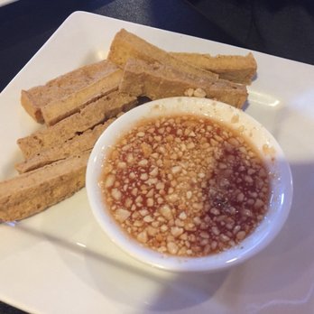 Cafe de Pho-Thai - Fried tofu - $7 for this! Not worth it. - Vietnamese Near Me - Estes Park, Colorado
