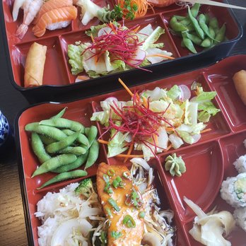 Kin Sushi - Salmon Teriyaki Bento & Sushi/Sashimi Bento - Japanese Near Me - Toronto, Ontario Kin Sushi - Salmon Teriyaki Bento & Sushi/Sashimi Bento - Japanese Near Me - Toronto, Ontario