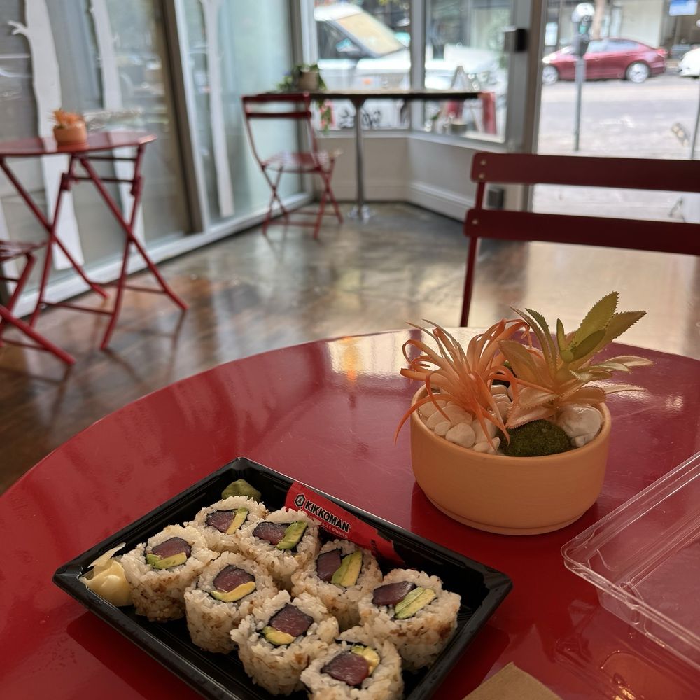 Komodo Sushi East Solano Ave, Berkeley, CA - Last Updated January 2026 -  Yelp