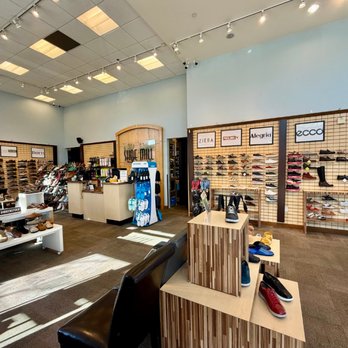 Shoe Mill - Shoe Stores Near Me - Portland, Oregon Shoe Mill - Shoe Stores Near Me - Portland, Oregon