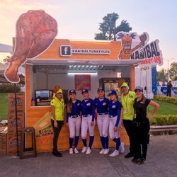 Estadio de Béisbol Charros de Jalisco - Gran estadio, gran ambiente y excelente comida, LO MEJOR, LAS PIERNAS DE PAVO, toda una experiencia comerlas