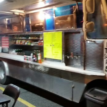 Tacos El Tapatio - Taco truck! - Mexican Near Me - Albuquerque, New Mexico