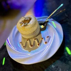 La Gran Muralla - Restaurant & Lounge - Mango Guava Cheesecake
