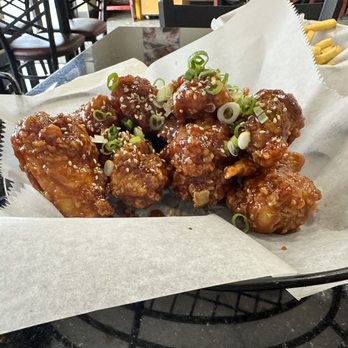 92 Chicken - Sweet and Spicy Garlic Chicken - Chicken Wings Near Me - Orlando, Florida 92 Chicken - Sweet and Spicy Garlic Chicken - Chicken Wings Near Me - Orlando, Florida
