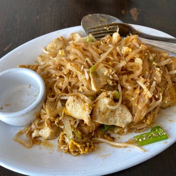 Palm Thai Bistro - Pad Thai - Thai Near Me - Fairfield, California Palm Thai Bistro - Pad Thai - Thai Near Me - Fairfield, California