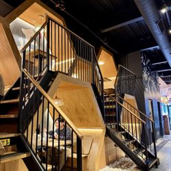 Kyuramen - Downtown Chicago - Honeycomb pods
