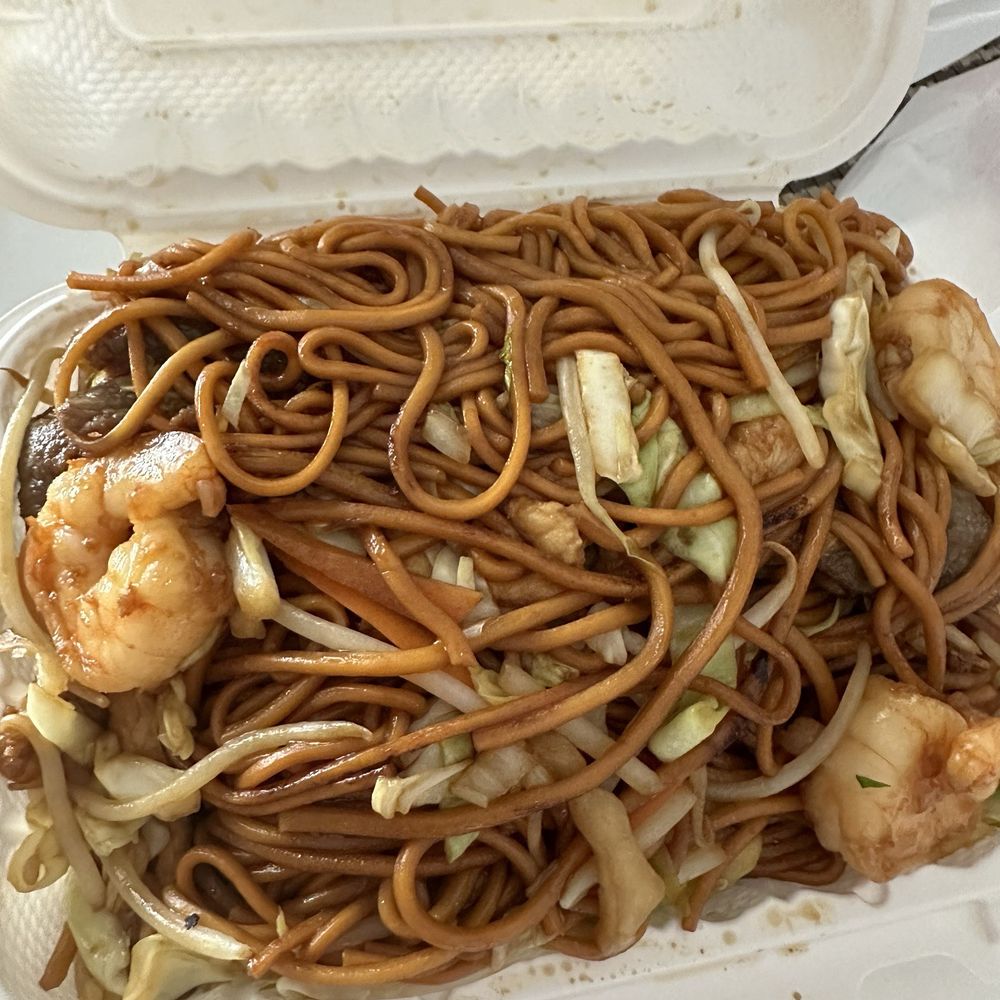 Chef K - K6. House Special Pan-Fried Soft Noodles K6. - Chinese Near Me - Murrieta, California