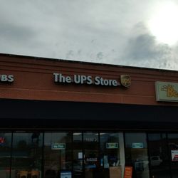 Top 10 Best Shipping Centers Near Russellville Ky 42276 Last Updated August 2021 Yelp