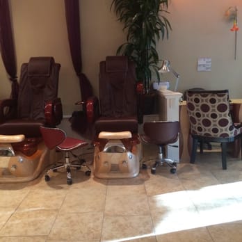 Gloss Nails Spa - Their chairs are so comfy - Nail Salons Near Me - Walnut Creek, California