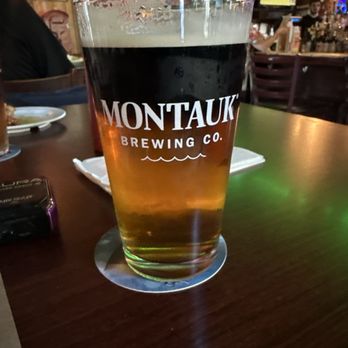 Shennanigans - Black and Tan, Yummy! - Pubs Near Me - Ronkonkoma, New York