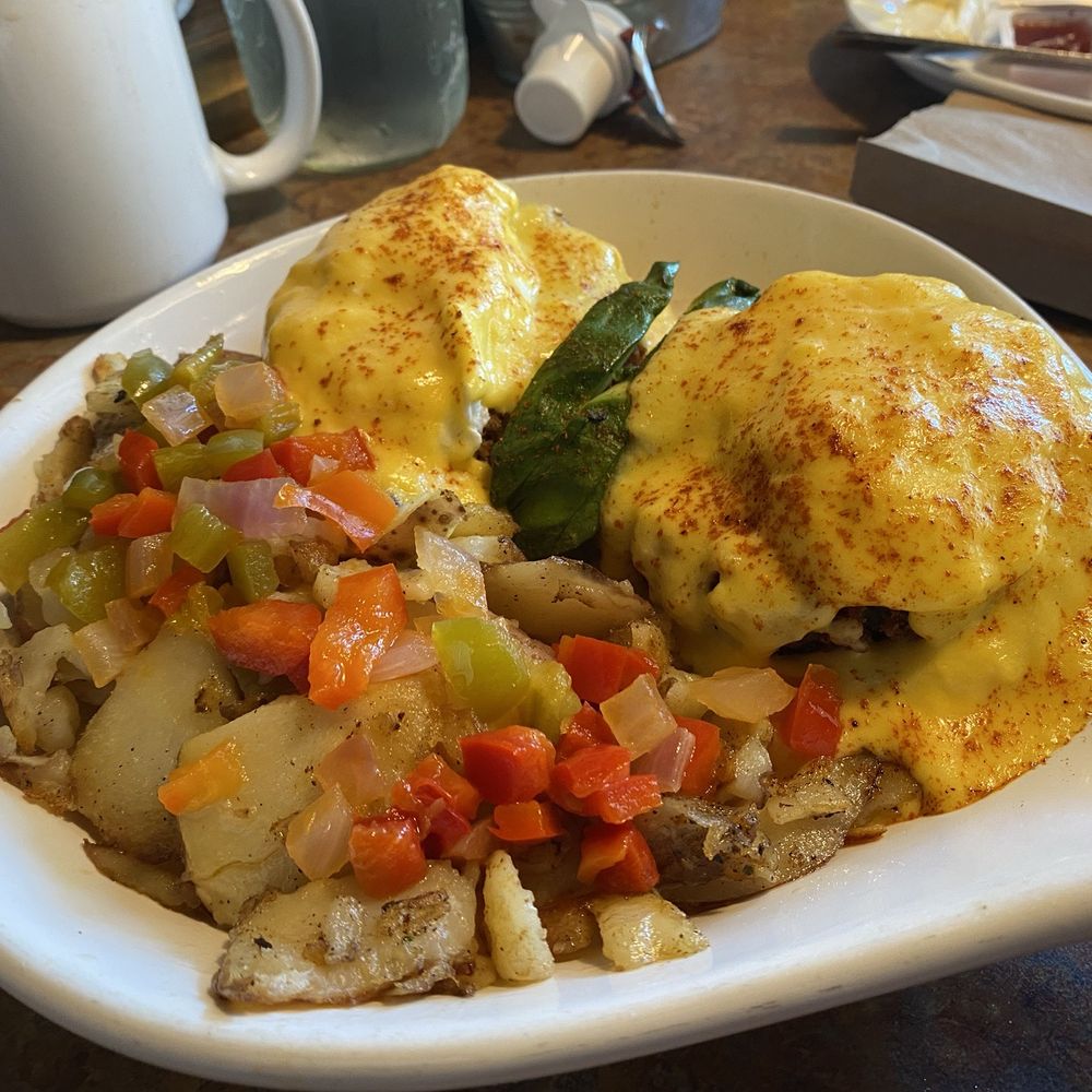 Huckleberry's - Crab Cake Benedict - Breakfast & Brunch Near Me - Fairfield, California