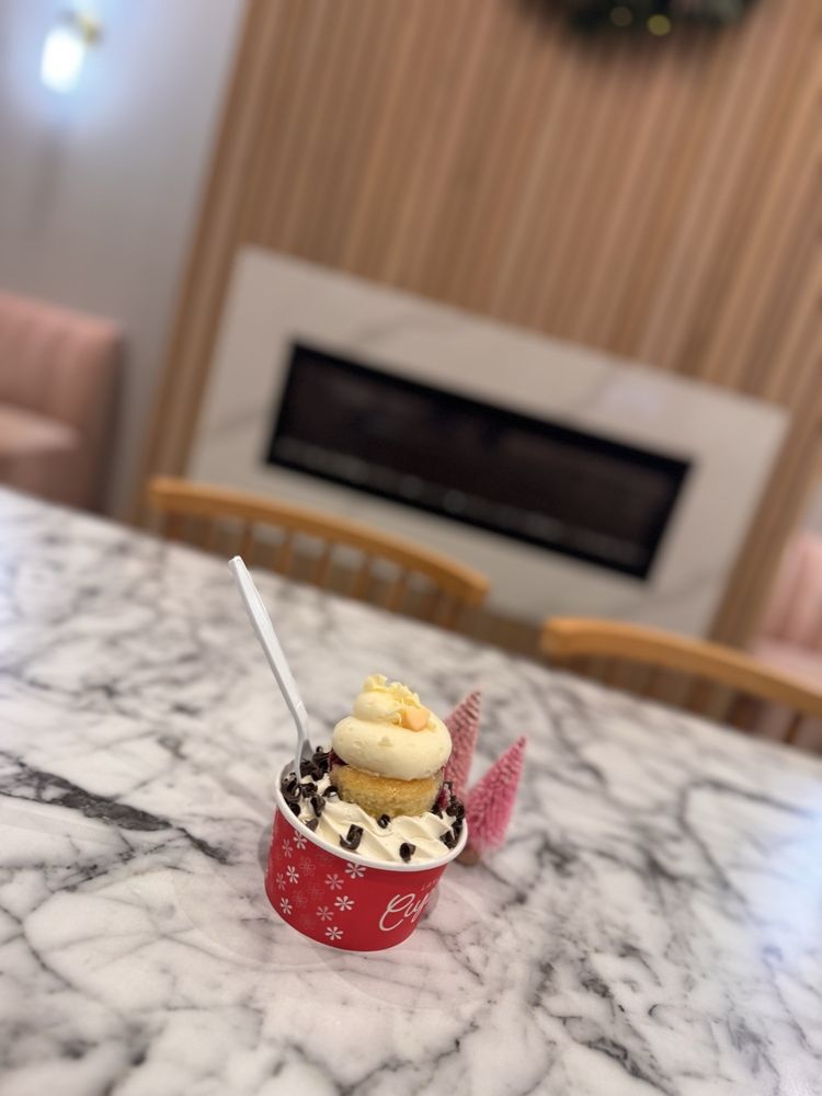 Lancaster Cupcake Logo