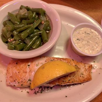 Texas Roadhouse - Salmon & green beans (green beans w/bacon, tartar-like sauce for salmon) - Steakhouses Near Me - Topeka, Kansas