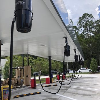 Whistle Express Car Wash - The vacuums are just always on.....just lift tube and start vacuuming. - Car Wash Near Me - Jacksonville, Florida