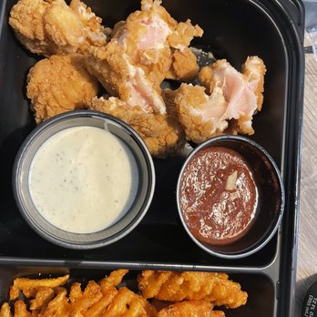 Oregano's - Raw chicken. - Pizza Near Me - Mesa, Arizona