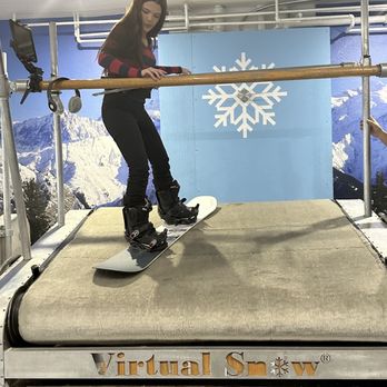 Virtual Snow - Ski Schools Near Me - Santa Monica, California