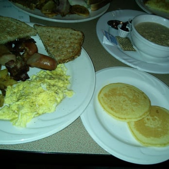 The West Town Bar & Grill - Large breakfast and oatmeal. - Breakfast & Brunch Near Me - Hamilton, Ontario