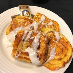 Buehler's the Mill Restaurant - Cinnamon Roll French Toast from the new menu.