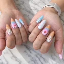 Biogelic Nail Spa