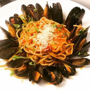 Mazi - Our delicious spaghetti with mussels in fresh tomato sauce!  #mazidc #washingtondc #dcfoodie #instafood #lunch #dinner #mussels #spaghetti - New American Near Me - Washington, DC, District of Columbia