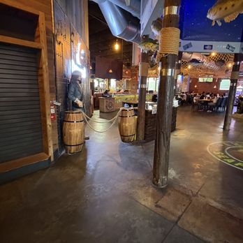 Crafty Crab - Interior of restaurant - Seafood Near Me - Orlando, Florida