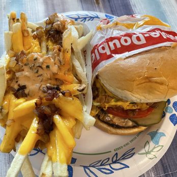 In-N-Out Burger - Double double animal style with animal style fries - Burgers Near Me - Layton, Utah In-N-Out Burger - Double double animal style with animal style fries - Burgers Near Me - Layton, Utah