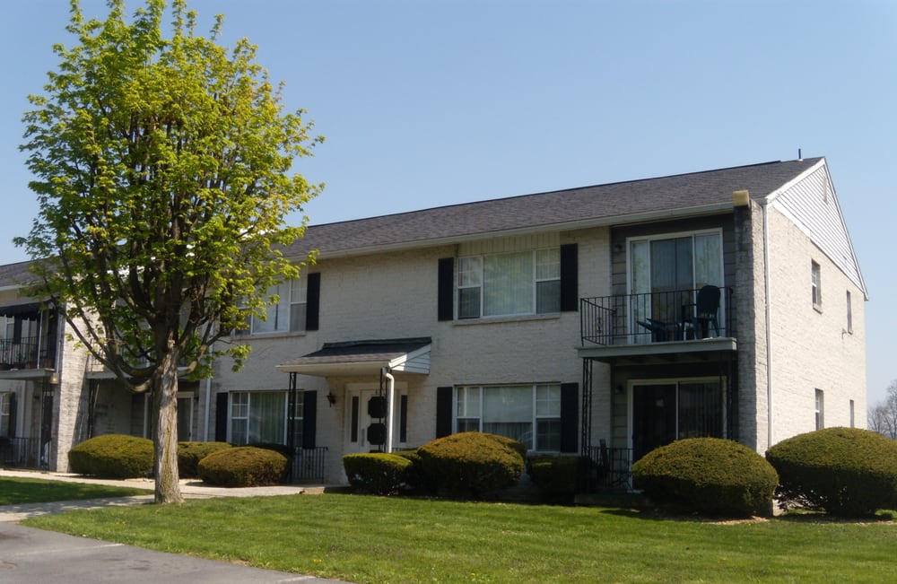 DEVONSHIRE APARTMENTS Updated October 2024 4080 S Elm St, Kutztown