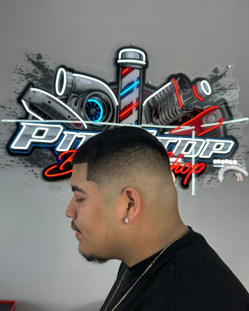 PIT STOP BARBER SHOP Updated August 2024 32 Photos 4104 East