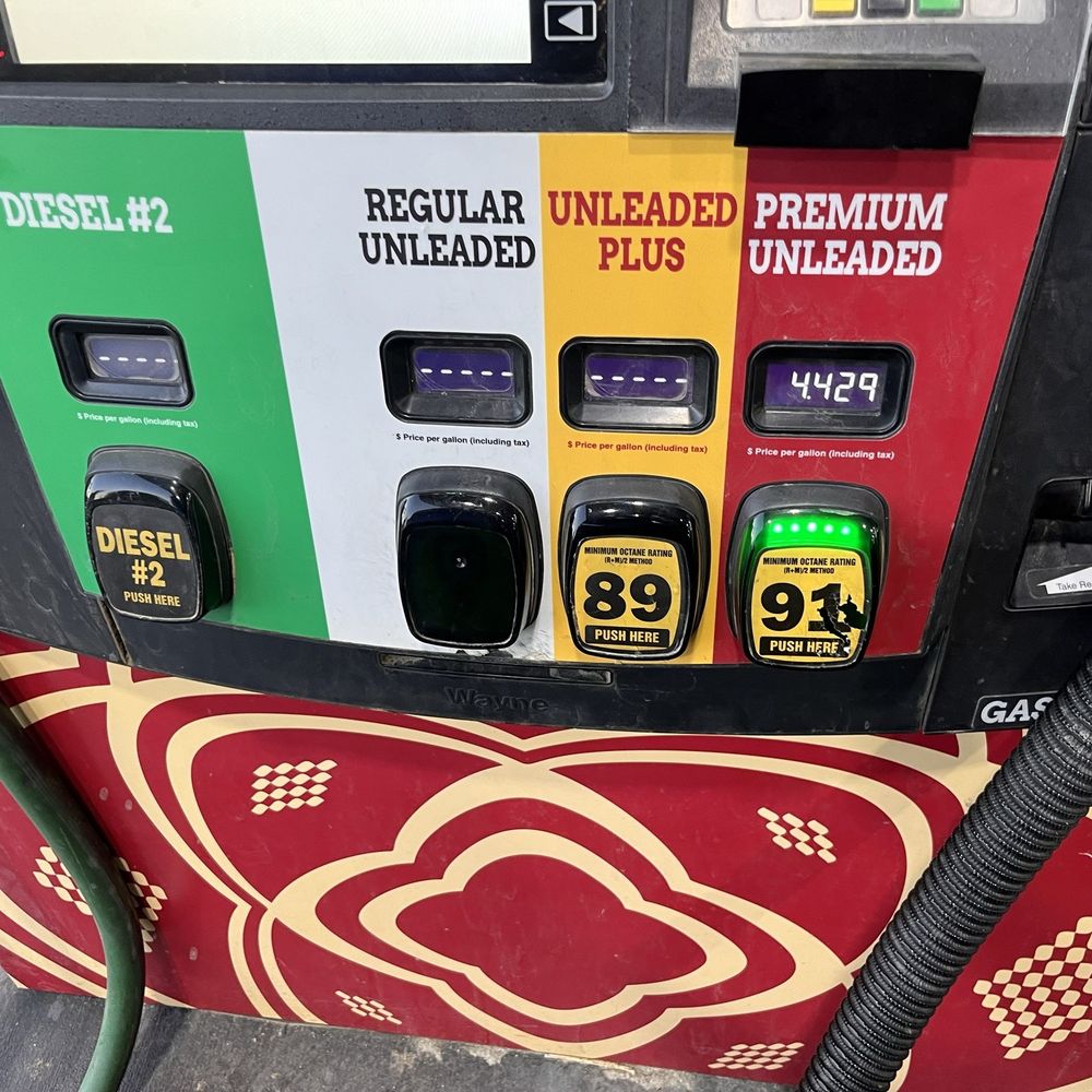Agua Caliente Fuel - Only premium available today, I am told - Gas Stations Near Me - Rancho Mirage, California