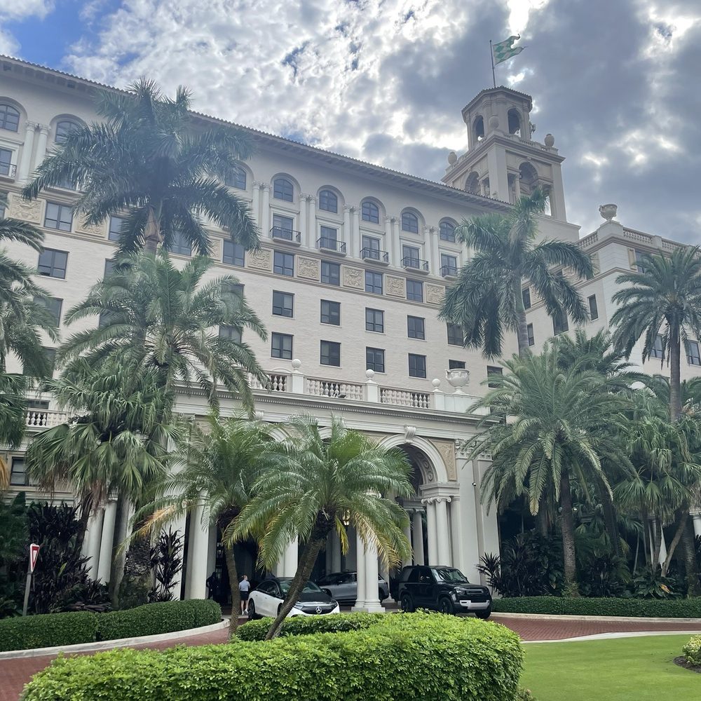 Beautiful landscaping and Gilded Age Architecture Beautiful landscaping and Gilded Age Architecture
