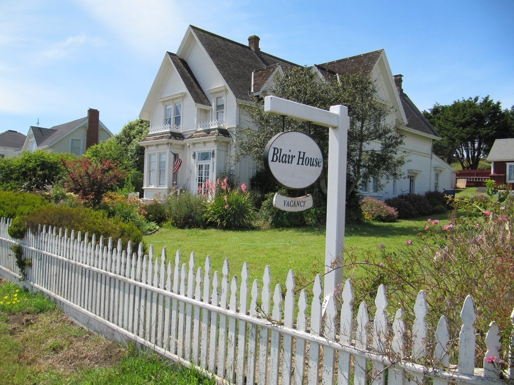 BLAIR HOUSE INN Bed & Breakfast 45110 Little Lake St, Mendocino, CA