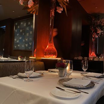 Gary Danko - Back dining area - New American Near Me - San Francisco, California