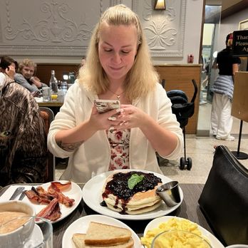 Friedman's - Blueberry Pancakes - Breakfast & Brunch Near Me - New York, New York