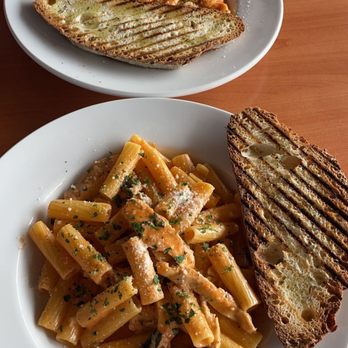 Bonta - pasta with vodka sauce, Gnocchi alla sorrentina - Cafes Near Me - Lincolnshire, Illinois Bonta - pasta with vodka sauce, Gnocchi alla sorrentina - Cafes Near Me - Lincolnshire, Illinois