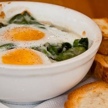 Cream Pot - Baked eggs with shrimp and spinach - Breakfast & Brunch Near Me - Honolulu, Hawaii
